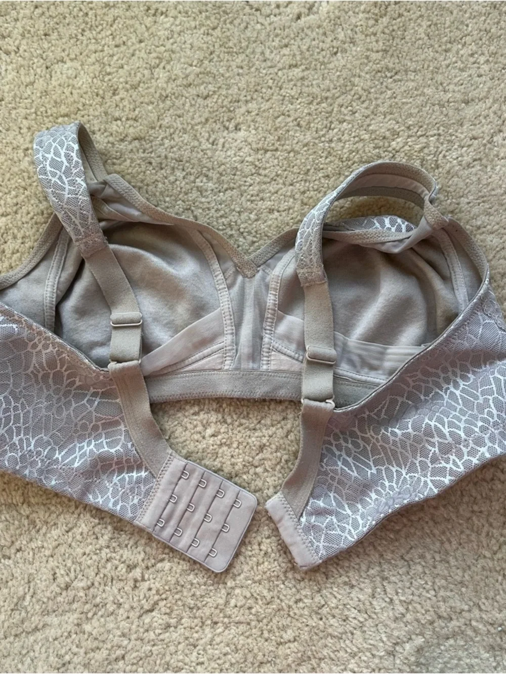 Lemorosy Beige Full Coverage Non Padded Wireless Minimizer Bra - Size 38D - EUC - Picture 4 of 6